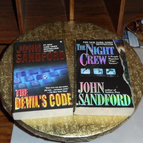 Books - (set/2) -  "The Devil's Code"  &  "The Night Crew" - Picture 1 of 1